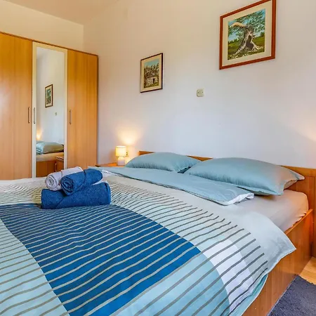 Amazing Home In Valtura *